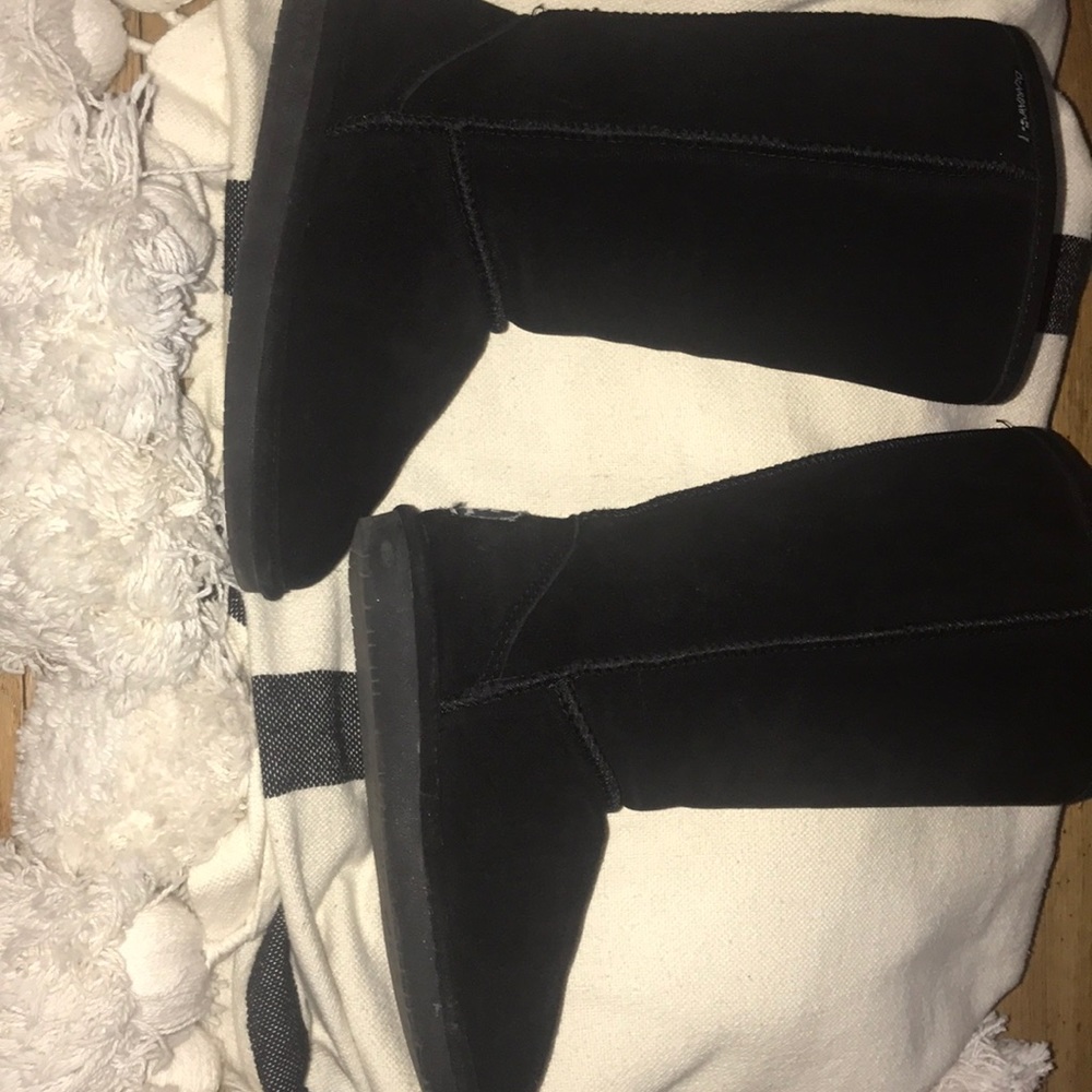 Pre-owned BearPaw boots in Black size 5
